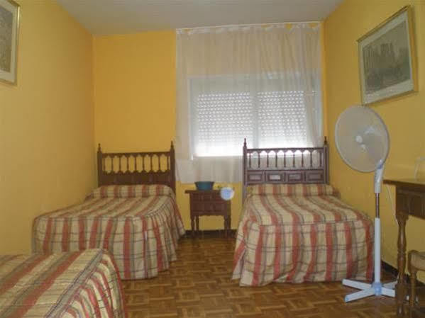 Hostal Salud Mérida Exteriér fotografie